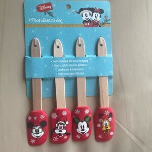 Disney NWT Four Piece Christmas Spatula Set